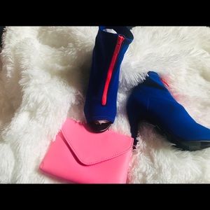 SOLD‼️‼️ JUICY COUTURE Cobalt Blue Zip-up Heel